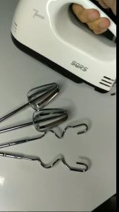 Hand Mixer 7 Kecepatan 100 watt plus 4 pcs Pengocok Stirrer