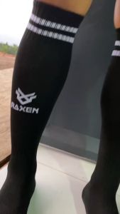 Kaos Kaki Panjang Olahraga untuk Futsal Dewasa