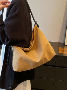 High-End Frosted Bucket Bag Womens Fashion Retro Texture Large Capacity Commuter Shoulder Bag Soft PU Leather Zipper Closure