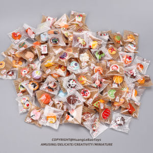 Creative Mini Bread Cake Simulation Toy Dessert Play Food Micro Model Dollhouse Accessories Childrens Play Kitchen Supplies