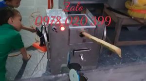 Máy ép nước mía để bàn gọn nhẹ di chuyển dễ dàng