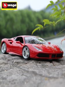 Bburago | Ferrari 488 GTB Alloy Car Model 1:18
