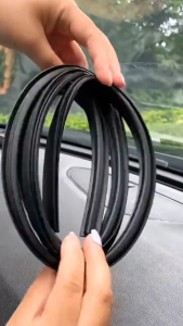 1.6 Mét Gioăng Cao Su Chữ T Gắn Chân Kính Chắn Gió Chống Bụi Chống Ồn Taplo Ô Tô