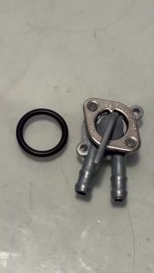 Motorcycle Oil Tank Fuel Switch for Honda Cub C50 C70 Passport C90 CT70 CT90 CT110 ON/OFF Fuel Switch Cock Oil Switch Suitable