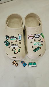 Charm jibbitz sticker 2D gắn dép cross mẫu C72