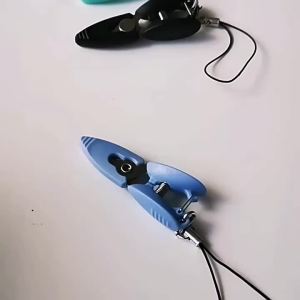 Kéo Bỏ Túi Mini Có Thể Gập Lại An Toàn Lưỡi Thép Không Gỉ Sắc Bén Dùng Cho Văn Phòng Cắt Chỉ Thêu Thủ Công Và Các Dự Án Thủ Công.
