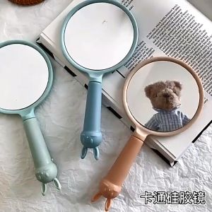 Gương trang điểm Gương cầm tay cán dài tai thỏ cute LILA GTAITHO19