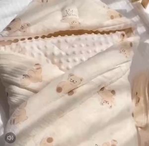 ผ้าห่ม ผ้าห่อตัว สําหรับเด็กทารกแรกเกิด ขนาด 90x90 ซม. ผ้าห่มดอทมิงค์ เนื้อผ้าออร์แกนิค นุ่มละมุน ไม่ระคายเคืองผิวเด็ก