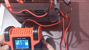 COD FOXSUR Charger Aki Mobil Motor Super Cepat Intelligent Battery Charger 12-24V 12A - FBC122412D