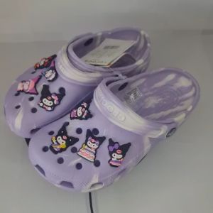 Crocs Classic Clog มี18สี/Buy1pair Get free 2 Jibbitzs=50฿/ รองเท้าหัวโตใส่ได้ทั้งผู้ชายและผู้หญิง รองเท้าแตะที่เบาและนี่มใส่สบายใส่สวยที่คนรุ่นไหม่นิยมใส่กัน