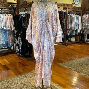 Dress Tissue by Dian Pelangi LIMITED EDITION Busana Muslim Baju Maxi Gamis Abaya Kaftan Gaun Outfit Busui Pesta Pernikahan Kondangan Lebaran Formal Wanita Hijaber Cantik Anggun Modis Modern Simple Elegan Mewah Model Korea Motif Batik Hand Made Kekinian