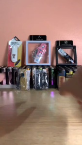 พร้อมส่ง ไฟแช็คไฟฟ้า ที่จุดไฟแบบไฟฟ้า แสดงระดับแบตเตอรี่ ชาร์จผ่าน USB ไฟแช็กพลาสม่ ได้ทุกที่ น้ำหนักเบาพกพาสะดวก สีทอง สีแดง สีดำ