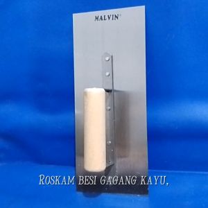 Roskam Besi Gagang Kayu: Aksesoris Rokok Berkualitas