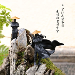 Jianghu Old Friend Chinese Ancient Style Swordsman Little Figure Model Rockery Water and Land Tank Creative Micro Landscape Bonsai Landscape Small Ornaments