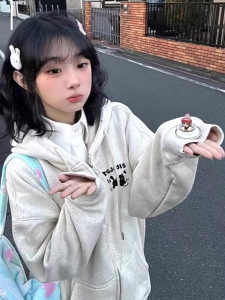 COD✅แจ็กเก็ตมีฮู้ดทรงหลวมสำหรับผู้หญิงแจ็คเก็ตกำมะหยี่หนาไซส์ใหญ่พิเศษสำหรับแขนยาว Hoodie ซิปที่พิมพ์แมวน่ารักสุดๆสำหรับฤดูหนาว