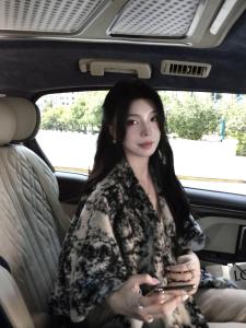 Maillard Wear Retro Color-Contrast Check Shawl Cape Outwear Womens Autumn and Winter Mid Length Long Length Cloak Tassel Tops