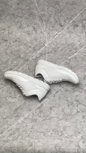 NAZREAL FOOTWEAR - Sepatu Sneakers Full White Anak Perempuan / Sepatu Sekolah Anak Viera NZR301