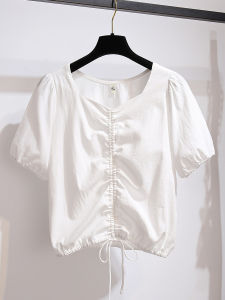 เสื้อเชิ้ตแขนสั้นทรงพองคอเหลี่ยมสไตล์ฝรั่งเศสสำหรับผู้หญิง ฤดูร้อนปี 2025 ดีไซน์ใหม่ เสื้อตัวบนทรงเข้ารูป ผ้าคอตตอนผสมลูกไม้