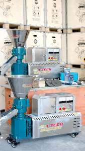 เครื่องอัดเม็ด ไอ-เทค รุ่นซุปเปอร์เพาเวอร์ 4 ลูกกลิ้ง 8 แรงม้า อัดเม็ดปุ๋ย อัดอาหารสัตว์ อัดเม็ดหญ้า อัดทรายแมว PM180A-G3