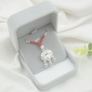 925 Sterling Silver Safety Lock Necklace Womens Longevity Lock Woven Minimalist Clavicle Chain Special-Interest Design Accessible Luxury New Gift