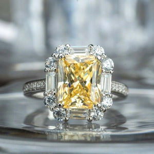 Huitan Graceful Women Finger-rings Yellow Color Cubic Zirconia Wedding Anniversary Birthday Gift Mom Silver Color Trendy Jewelry