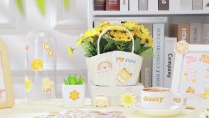 Tudomro 200 Pcs Hippie Stickers Preppy Stickers Peace Love Stickers Vinyl Waterproof Groovy Stickers Boho Daisy Decals Retro 60s 70s Stickers Peace Sign Stickers for Water Bottle Laptop Car 40 Styles