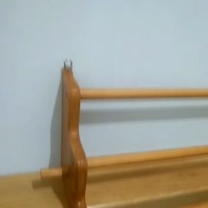 Rak Gantungan Multifungsi: Solusi Penyimpanan untuk Sajadah, Mukena, dan Handuk