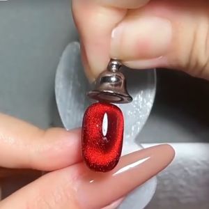 7.3ML Cat Eye Nail Polish 6 Colors Red Crystal Cat Eye Manicure Need To Use Nail Lamp Pengilat Kuku Ruby Nail Polish