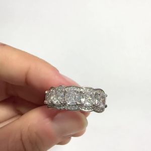 Huitan Luxury Cushion Shaped Cubic Zirconia Rings for Women Modern Fashion Wedding Accessories Half Circle CZ Statement Jewelry