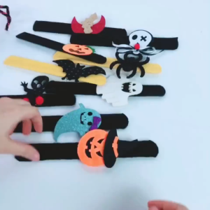[SG] 👻Halloween Bracelet Pat Circle Slap Circle Hair Clip Pumpkin Ghost Spider Party Decor Gift🎃