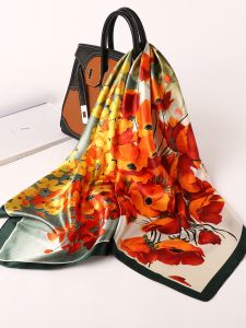 ผ้าพันคอผ้าไหมซาตินระดับไฮเอนด์สำหรับฤดูใบไม้ผลิและฤดูใบไม้ร่วงสำหรับผู้หญิง ผ้าคลุมศีรษะ ของขวัญสุดเก๋สำหรับคุณแม่