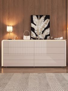 Luxury Italian Style Display Cabinet