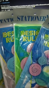 🔥ไม้บรรทัดวาดรูปวงกลม  [คละสี]✔️ว้าวดี GIFTSHOP เครื่องเขียน ไม้บรรทัดวาดรูปวงลายดอกไม้   ไม้บรรทัดน่ารัก