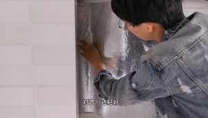 (HCM) Giấy bạc hoạ tiết - Dán bếp cách nhiệt  Decal dán tường nhà bếp chống dầu mỡ chống thấm dễ lau chùi khổ 60cm