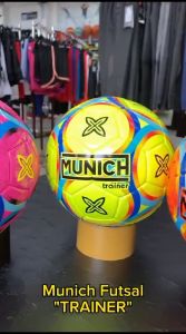 BOLA FUTSAL MUNICH SHOOTER PRESS SIZE 4 POLYESTER FABRIC