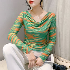 Yimei 2024 Mùa Xuân Thiết Kế Mới Cảm Giác Độc Đáo Và Đu Áo Phông Cổ Chữ V Với Lưới Dưới Đối Với Phụ Nữ Của dài tay phong cách phương Tây áo ôm