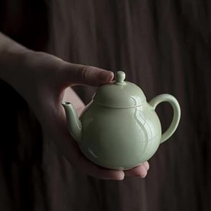 Handcrafted Blue-and-White Porcelain Teapot for Gongfu Tea