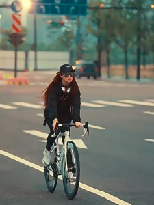 TAIDU แว่นตากลางแจ้งแฟชั่นใหม่สำหรับขี่จักรยานแว่นตากันแดดในหิมะแว่นตาจักรยานยนต์แว่นกันแดดดูบางเฟรมขนาดใหญ่