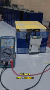 บอร์ดป้องกันแบตเตอรี่ลิเธียม 4S 12V 100A LiFePO4 พร้อมบอร์ดสมดุลพลังงาน ระบบ BMS ป้องกันการชาร์จเกิน การคายประจุเกิน และลัดวงจร เหมาะสำหรับแบตเตอรี่ Li-Iron และงาน DIY พลังงานแสงอาทิตย์