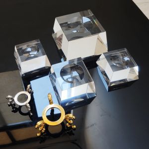 Modern Minimalist Crystal Ball Base Metal Glass Geometric Cube Stand Home Decorations Small Accessories Cylinder Support