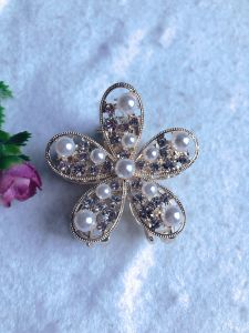 Ready Stock Fashion 4.5-6cm Pearl Rhinestone Flower Hair Claw Clip Elegant HairClip HairAccessories时尚合金珍珠水钻花朵抓夹鲨鱼夹发夹发饰头饰
