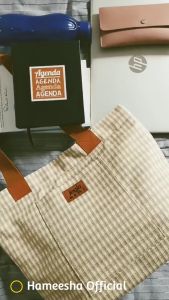 Tas Totebag Wanita: Model Korea, Bahan Tebal & Praktis