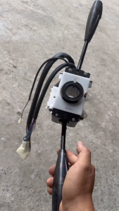 Công tắc tổng hợp jk333 xi nhan gạt mưa xin đi thẳng dùng cho xe ô tô