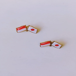 Pin Bros Lencana Kuningan Emas Bendera Persahabatan Indonesia dan Jepang