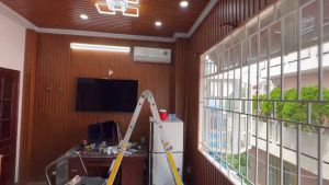 Tấm nhựa  ốp lam 3 sóng thấp dài 2m9 vận chuyển cắt đôi