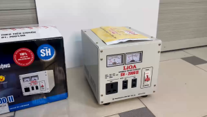 Ổn áp 1 pha Lioa SH-2000II 2KVA có lõi mô tơ quấn 100% dây đồng cực bền - Hàng chính hãng