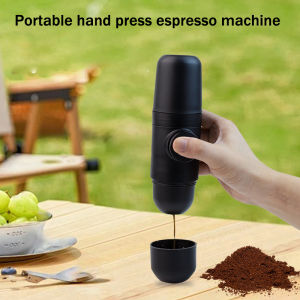 Manual pressurized coffee machine small and portable handheld espresso machine for household travel and picnic use