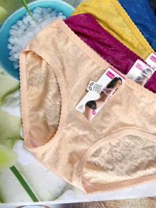 Combo 10 quần lót nữ thông hơi gấm lạnh phối ren chữ cao cấp (loại 1) Size :45 - 55 Kg (204_2) - Đồ Lót Quỳnh Anh