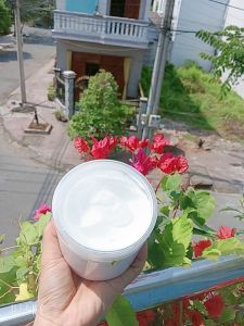 [BEST SELLER] CÓ TEM-HÀNG LOẠI 1.ÚP KHÔNG ĐỔ. KEM BODY TUYẾT PRO 500G.HƯƠNG NƯỚC HOA.CÓ MAKEUP KHÁNG NƯỚC. KÍCH TẨY TRẮNG BODY SIÊU TỐC DỮỠNG TRẮNG DA TOÀN THÂN