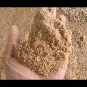 รำหยาบ รำแก่ รำจากข้าวหอมมะลิ สำหรับเลี้ยงเป็ด เลี้ยงวัว บรรจุ 20กก.